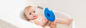 3 tips voor baby's die niet graag in bad gaan